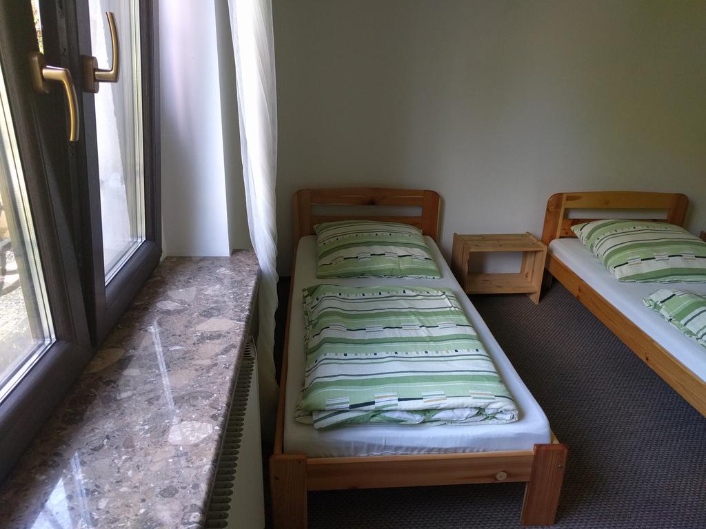 Hostel Drzymaly Poznań Zewnętrze zdjęcie