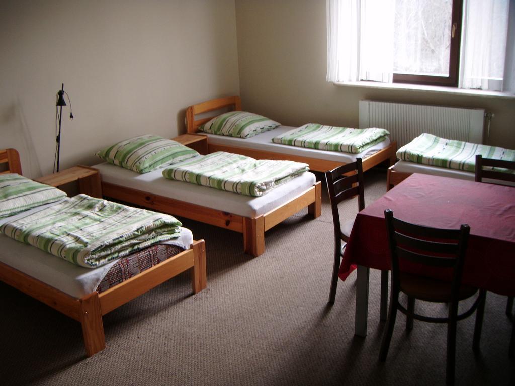 Hostel Drzymaly Poznań Zewnętrze zdjęcie